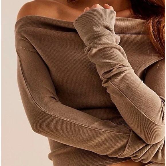Free People GIGI Long Sleeve Off-Shoulder Tee Top in Ground Coriander L NWOT $58 - Picture 3 of 10